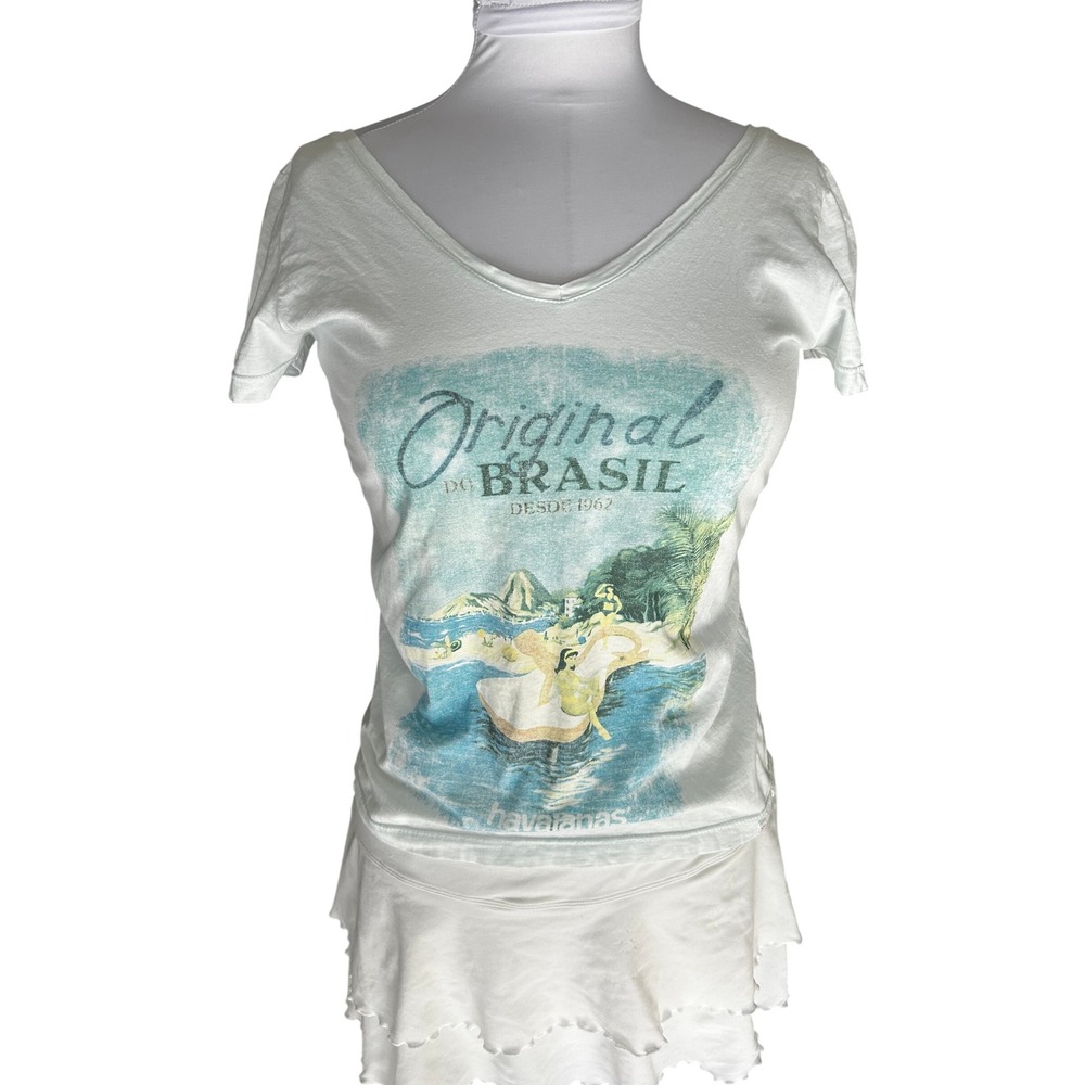 Havaianas Original do Brasil Graphic Tee Shirt V Neck White Tropical Size P/S